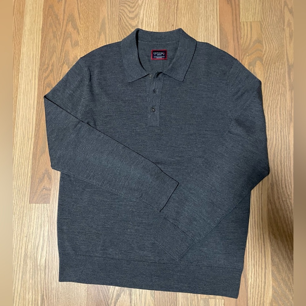Untuckit. Fine knit merino button collar sweater